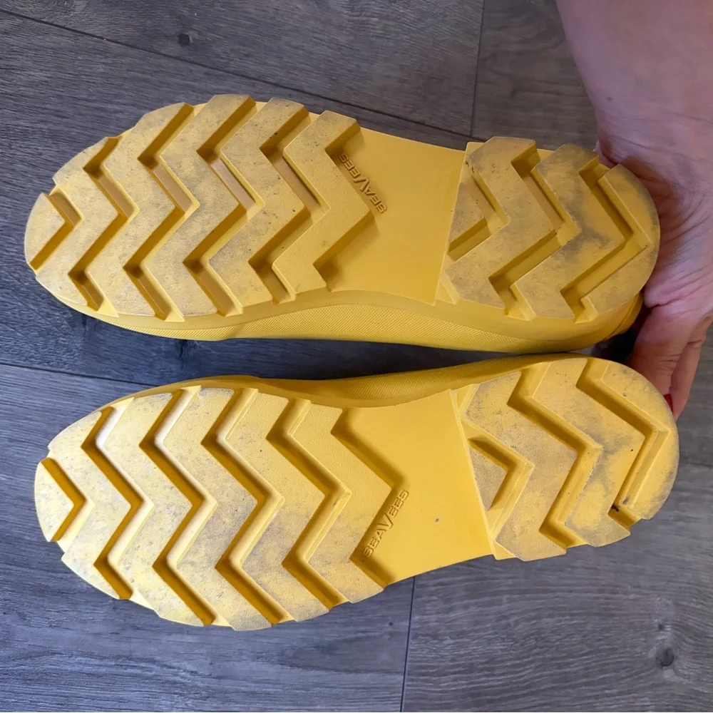 SeaVees Women’s Bodega Clog size 6 - Picture 4 of 8